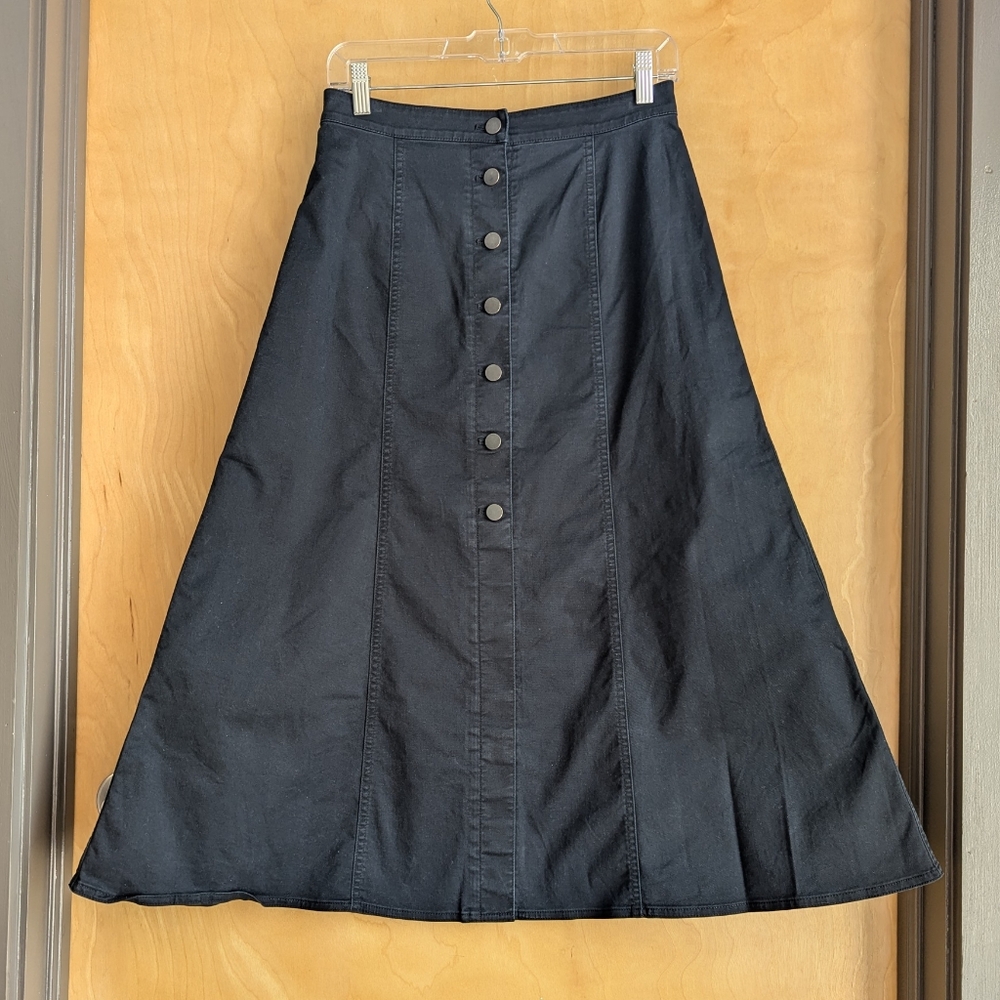 Uniqlo black A-line midi skirt - 6